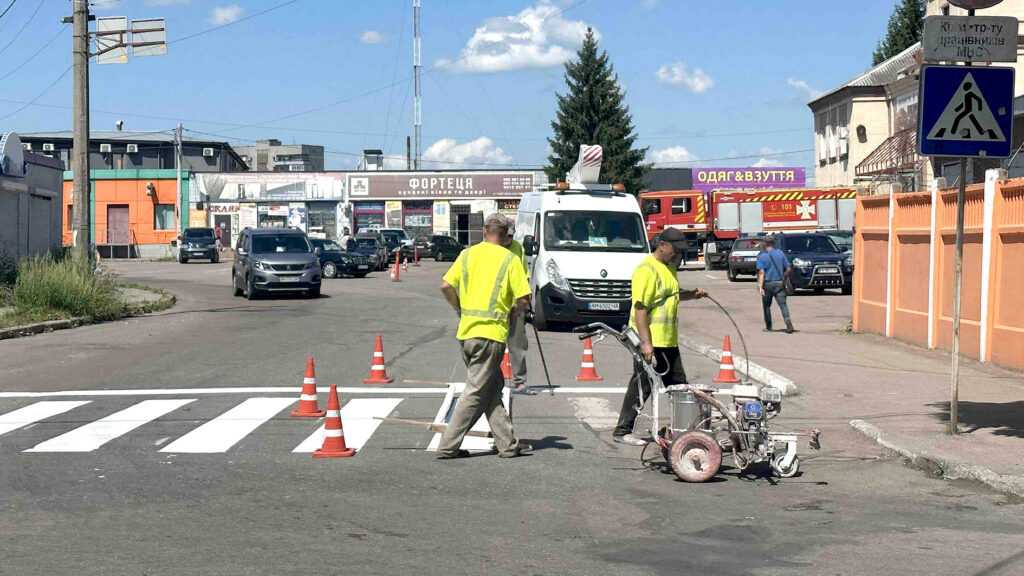 дорожня розмітка