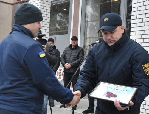 Коростенські рятувальники отримали новий пожежний автомобіль