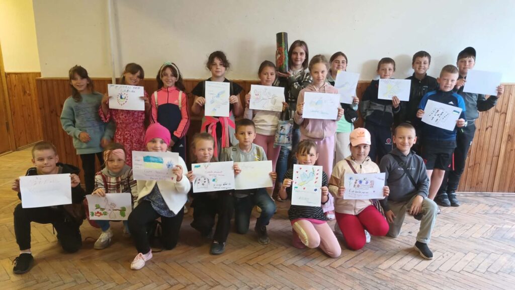 1942852173n кінотвердиня коростень