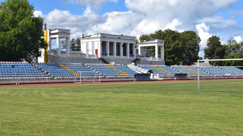 стадіон спартак коростень