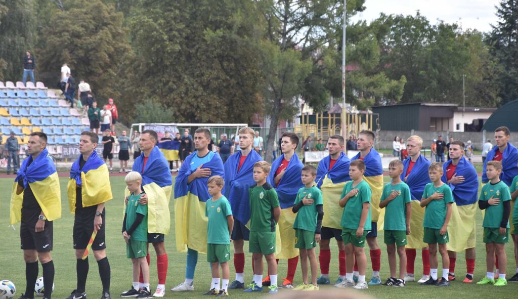 футбол агронива коростень2