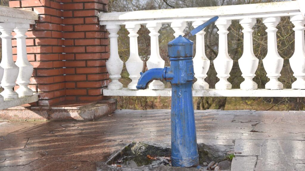 водонапірна колонка коростень