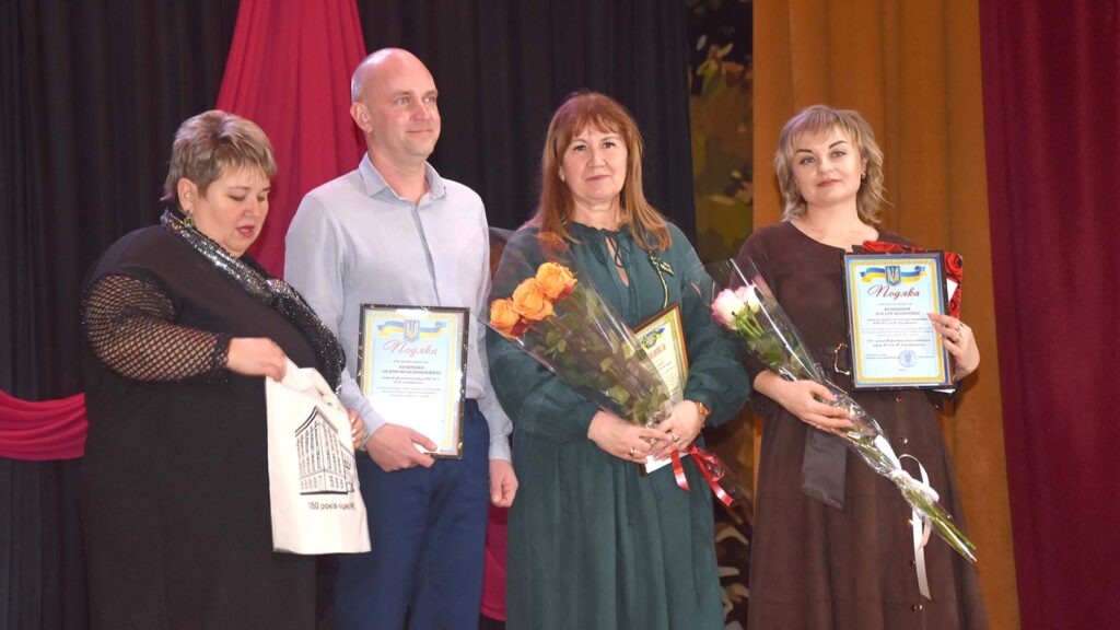 DSC1912111 ліцей2 ювілей 2025 коростень