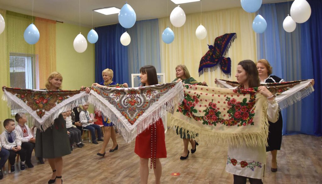 свято хустки2 коростень