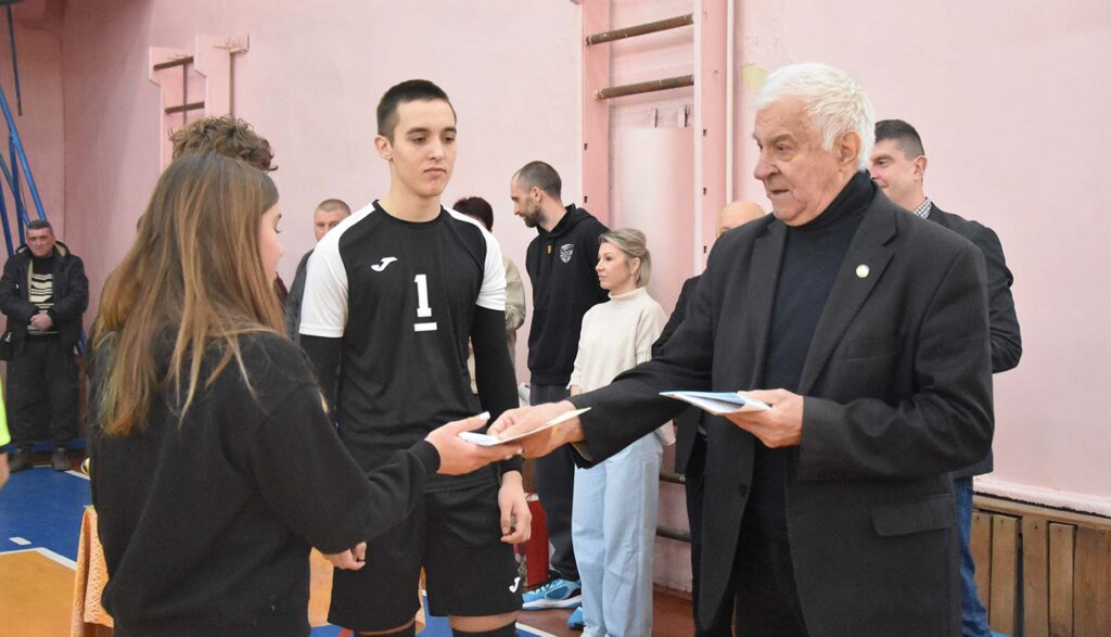 волейбол іванов1 коростень