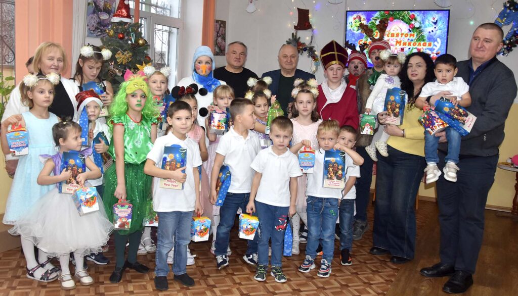 DSC8122544 свято миколая1 коростень