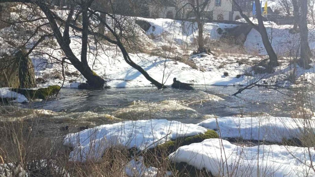 стан води коростень