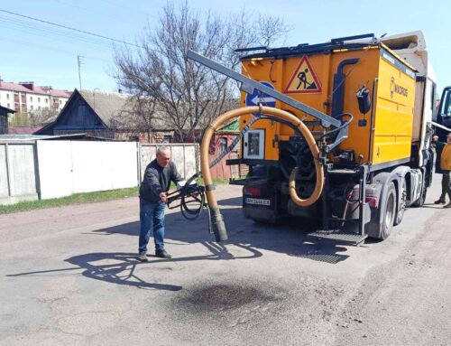 Ремонт доріг триває: струменевим методом вже оновили низку вулиць