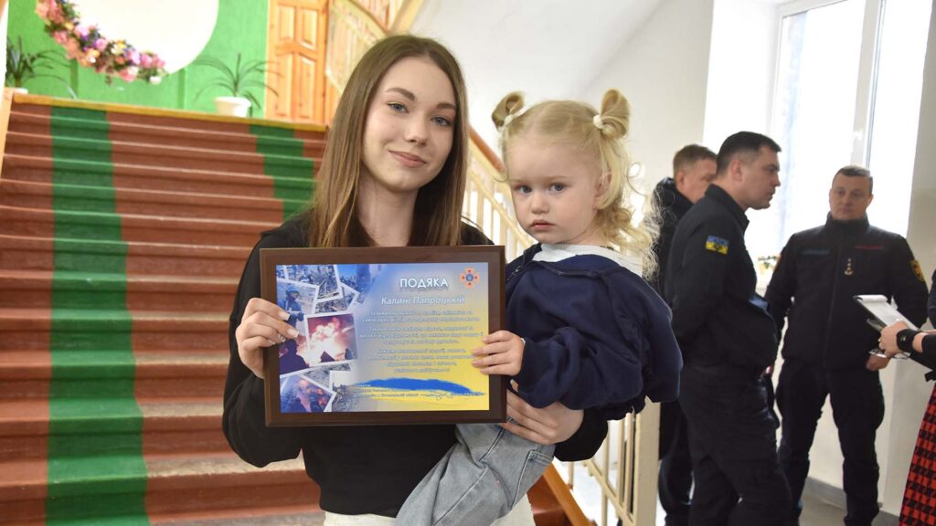 DSC8042625 Калина Папроцька коростень