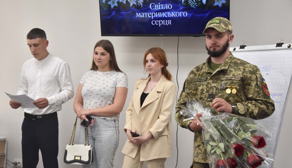 прийомні матері2 коростень