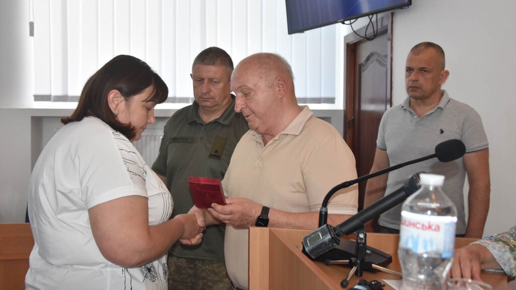 DSC0003 нагородження воїни коростень