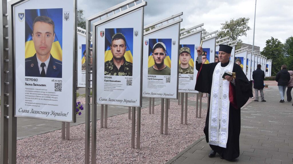 DSC0070 алея героїв коростень