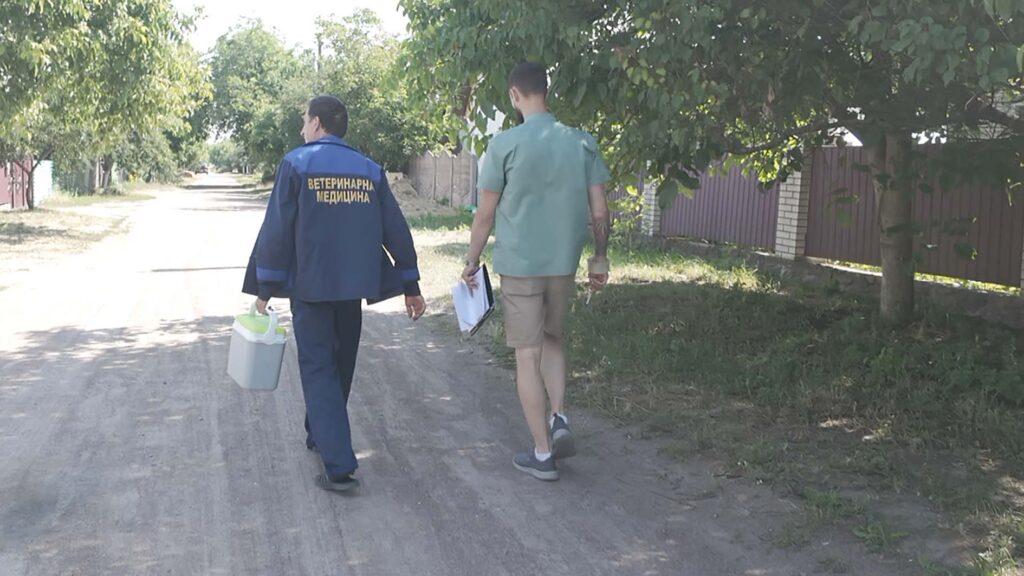 щеплення сказ