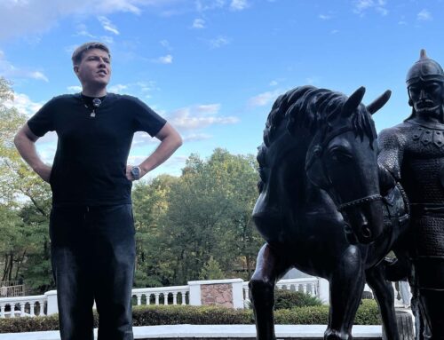 Ервін Міден провів стендап-прогулянку Древлянським парком