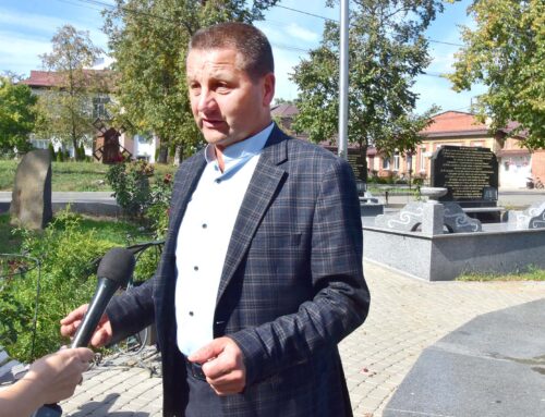 Благоустрій на території центральної міської лікарні триває